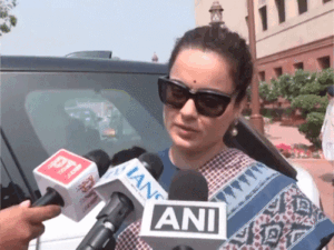 Kangana Ranaut got angry on the song ‘Sarke Chunar’: Controversial song filmed on Nora Fatehi-Sanjay Dutt was removed from YouTube after allegations of obscenity.