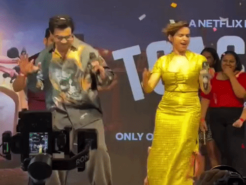 Actor Rao Rajkumar reached Ambience Mall in Gurugram: performed with film Toaster’s co-star Sania, took selfie with fans – Gurugram News