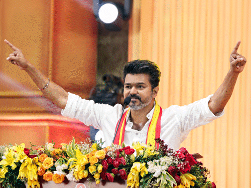 Thalapathy Vijay’s victory in Tamil Nadu, actors congratulated: Tiger Shroff said – It is amazing to see this trust of people; Kajal said- This is the proof of your unbreakable love.