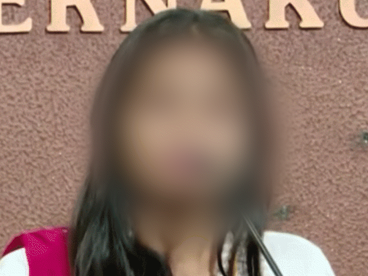 Viral girl said- Sanoj Mishra exploited me: FIR lodged in Kerala against 4 people including the director; Mishra’s clarification – this is a conspiracy – Bhopal News