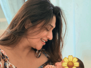 Divyanka Tripathi shared the first picture of her twins: Wrote in the post- Thank you for choosing me; Became parents after 10 years of marriage