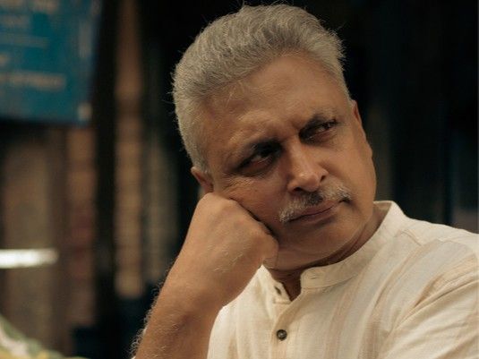 Accident with actor Piyush Mishra, hand fractured: He slipped and fell in the bathroom, the director said – the actor is not able to even get up from the bed.