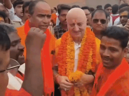 Anupam Kher will not change his statement on Ram temple theft: He had said – Mughals raped in temples, theft was a minor thing in front of their loot.