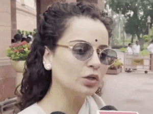 Film stars face to face on CJP movement: Shabana Azmi-Prakash Raj demonstrated by climbing on a truck, Kangana-Hema said – Protest has no meaning, they are creating ruckus