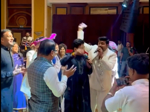 Taarak Mehta dances at daughter’s wedding: Shailesh Lodha’s daughter Swara gets married in a private ceremony; Jethalal did not reach