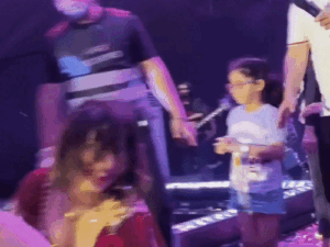 VIDEO of Jasmine Sandlas’ molestation claim goes viral: Singer did not lodge complaint in Dehradun show; He himself invited the fans on stage – Uttarakhand News